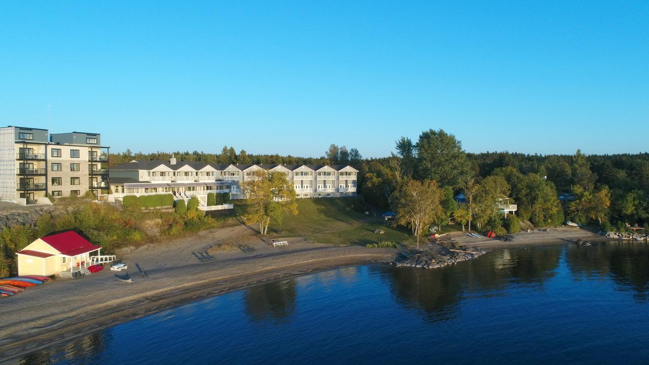 Auberge Des Iles Saint Gedeon Bagian luar foto
