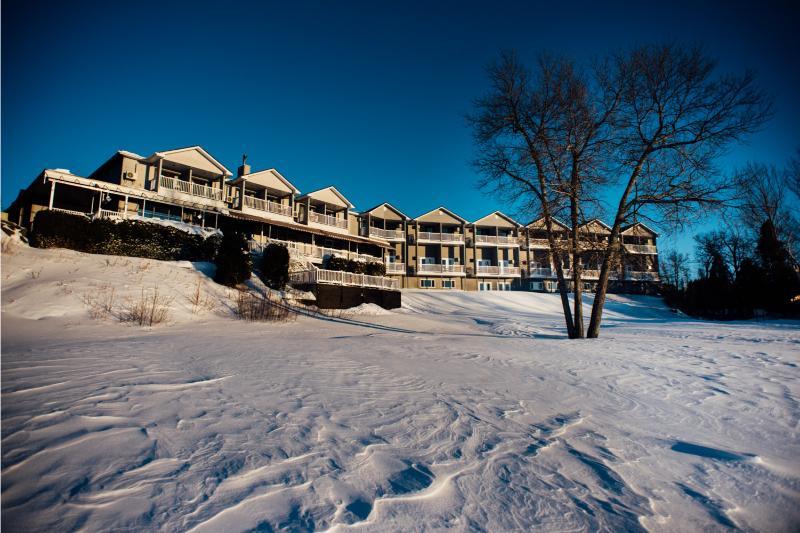 Auberge Des Iles Saint Gedeon Bagian luar foto