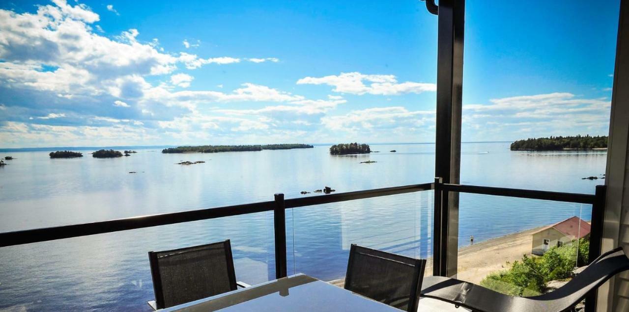 Auberge Des Iles Saint Gedeon Bagian luar foto