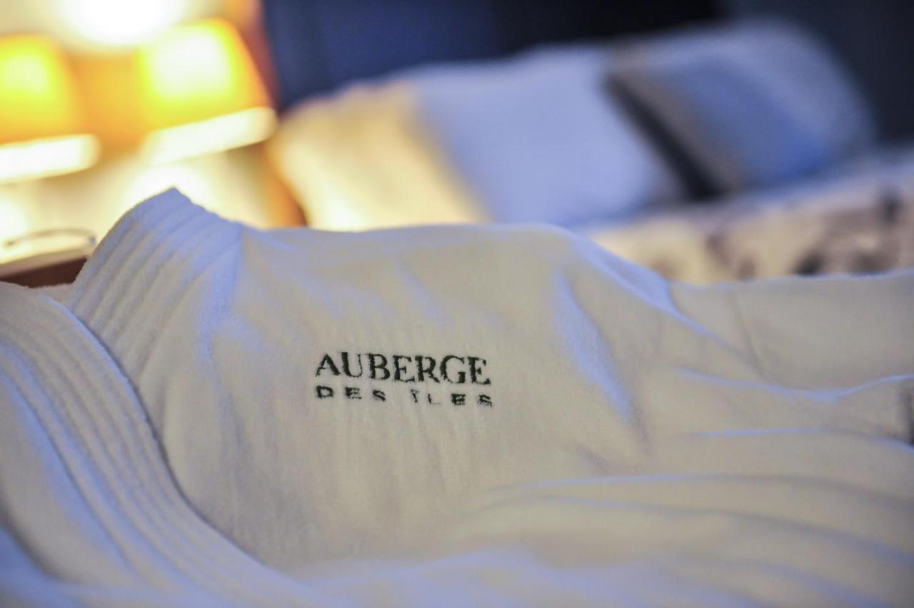 Auberge Des Iles Saint Gedeon Bagian luar foto